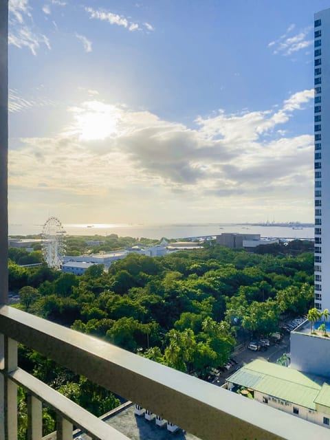 Flat For holiday near MOA