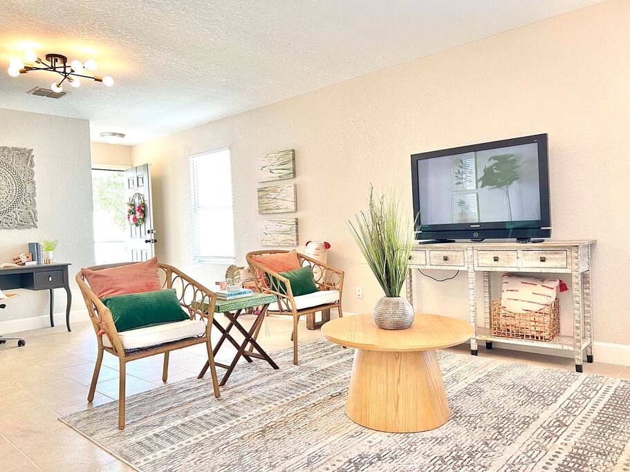 Nice Clean & Central | 3BR San Antonio (4 Beds) CC