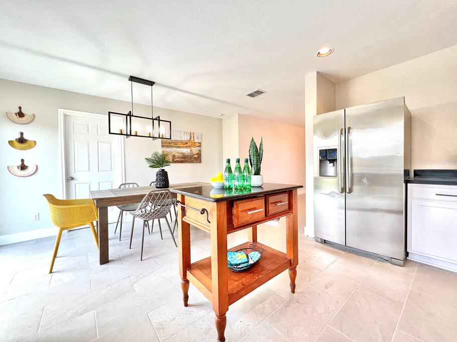 Nice Clean & Central | 3BR San Antonio (4 Beds) CC