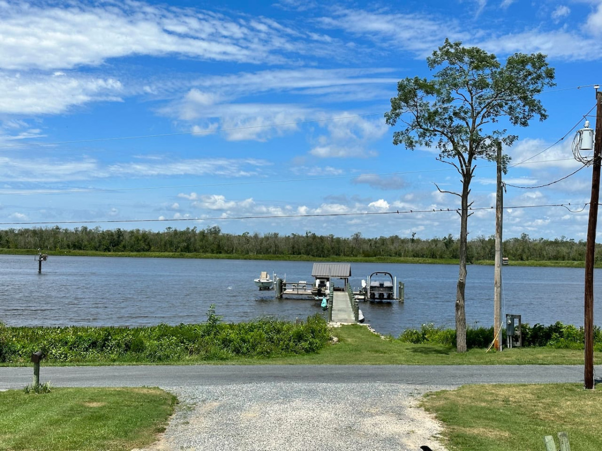 Nanticoke river front Studio!