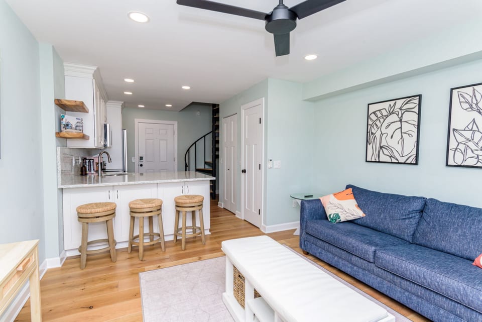 127th Street| Pool, Short Walk to Beach & Park - Ocean City