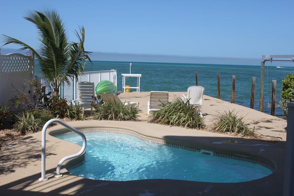 Keys Waterfront- Spectacular Gulf View, Dock, Pool - Marathon