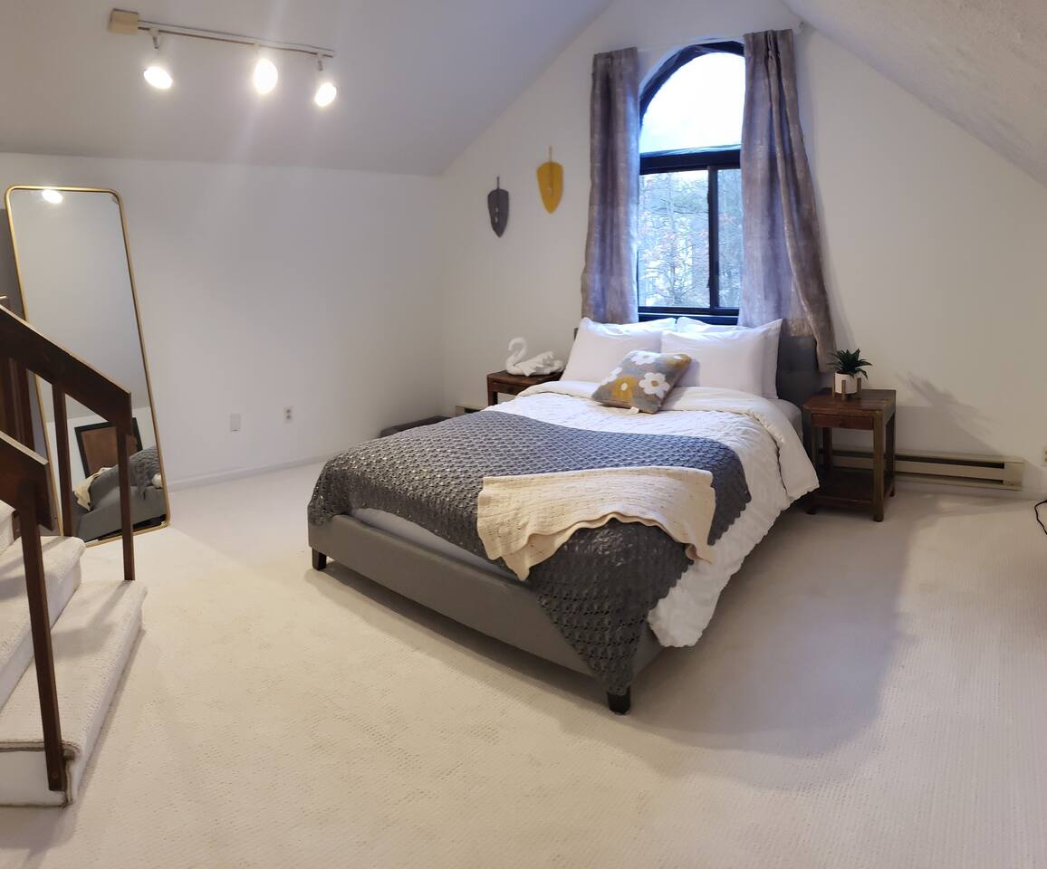 This queen bed is ultra plush and very soft. My favorite actually. Plus the outside view from the room is amazing! 