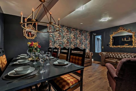 The Gathering House | Buxton | 6 Beds