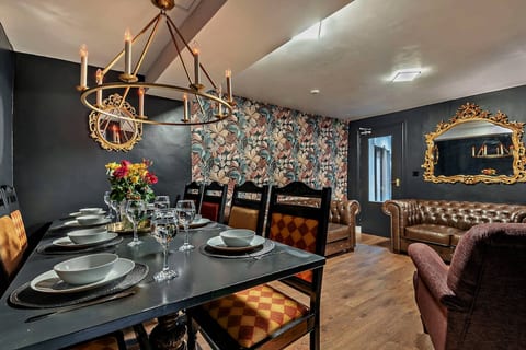The Gathering House | Buxton | 6 Beds