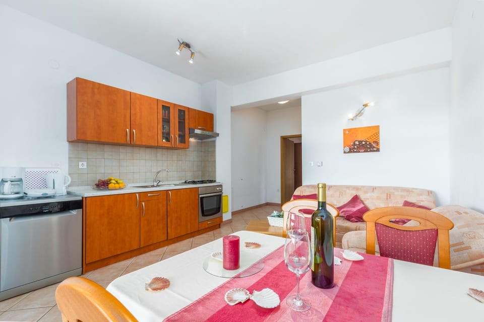 Apartment Damjan - Unit 377689-13 - Croatia