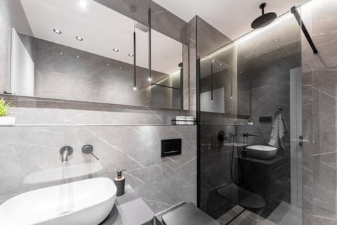 Apartment Luka - Unit 377724-13