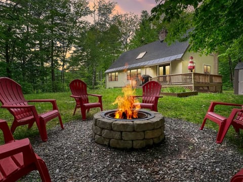 The Check Inn | Close to Hiking, Rivers, Storyland