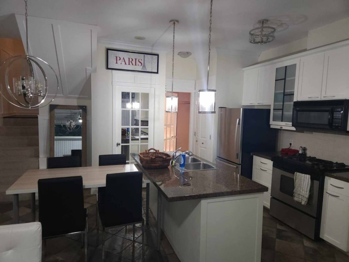 elegant-2-bedroom-townhouse/