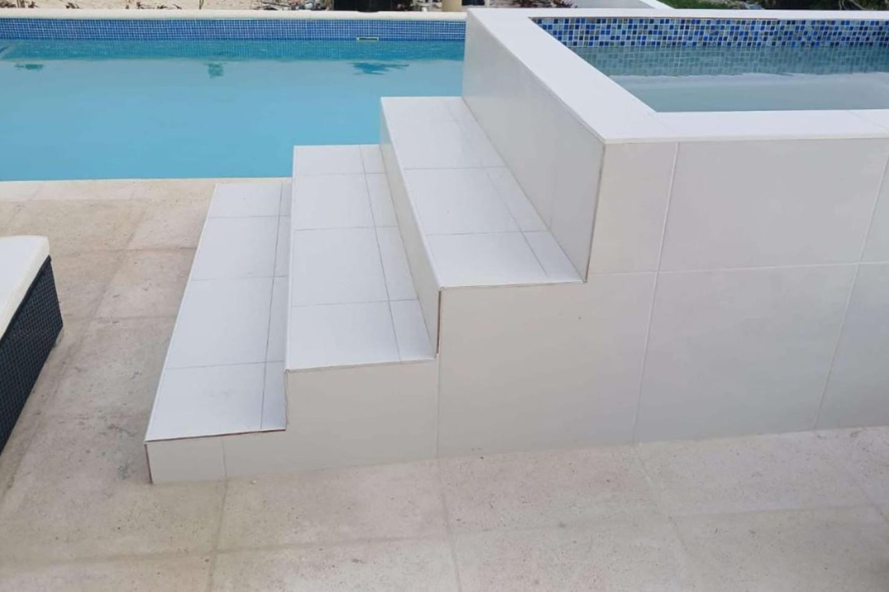 (turks-and-caicos)new-(entire-villa)-with-sea-view/