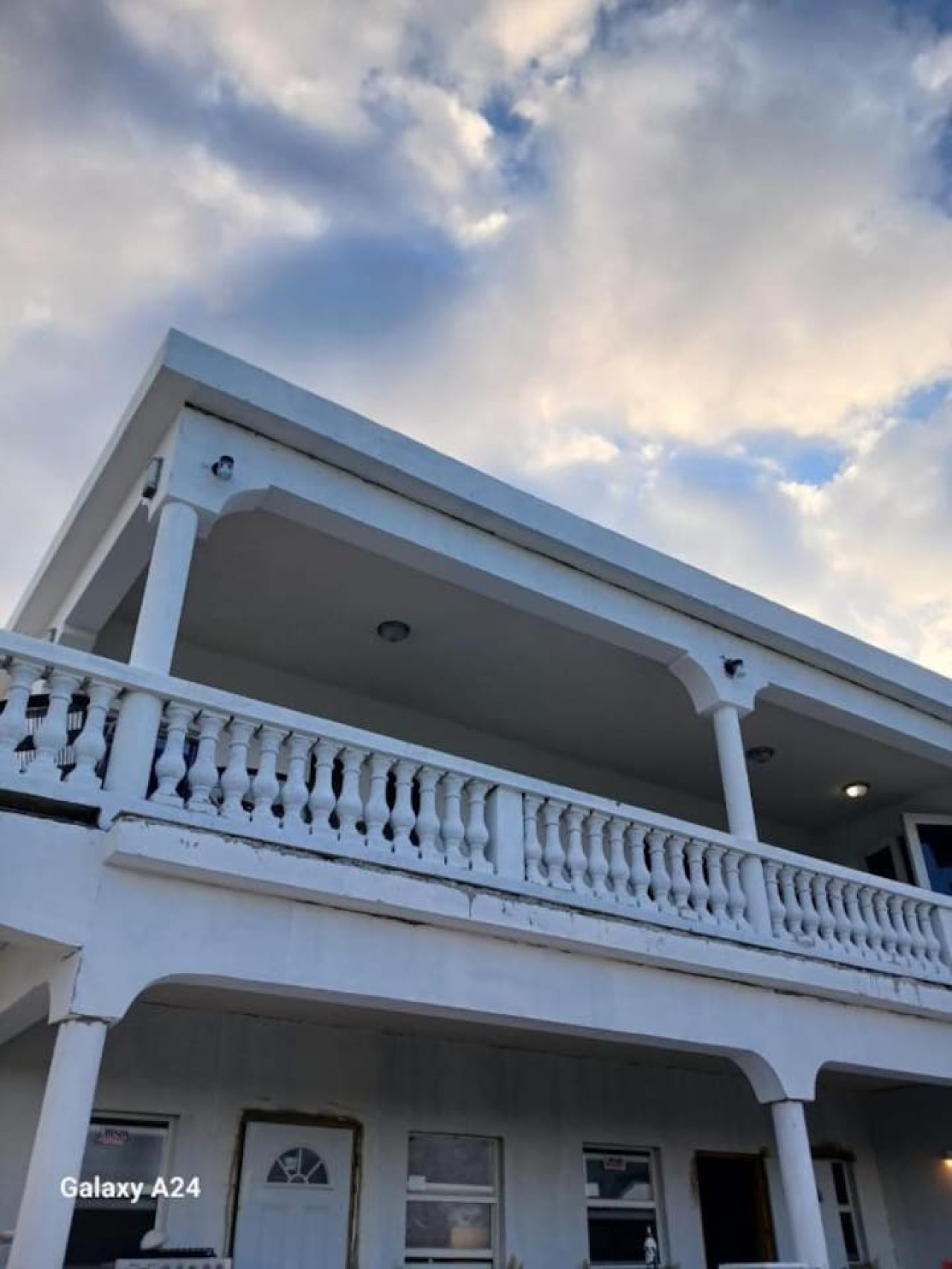 new-condo-with-sea-view/