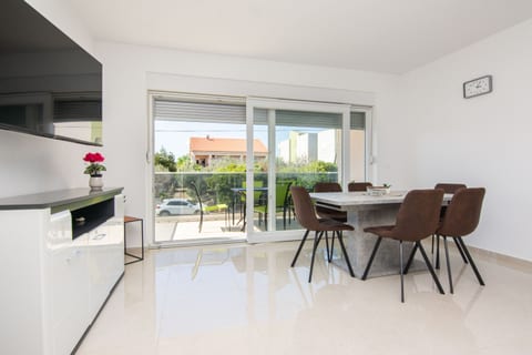 Apartments Grabovickic - Unit 377216-13