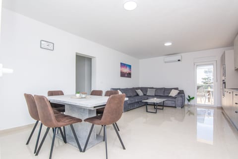 Apartments Grabovickic - Unit 377216-13
