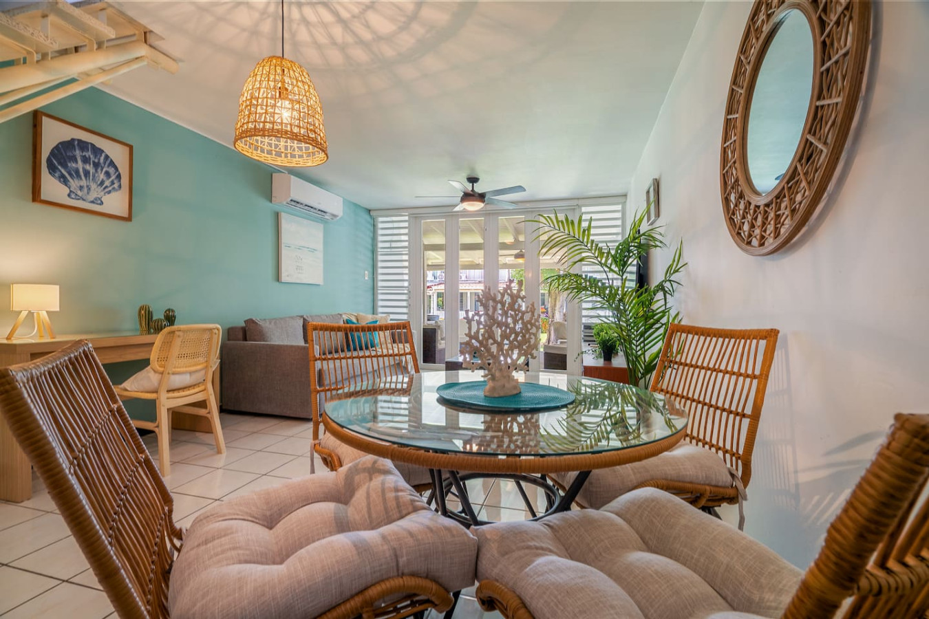 beach-villa-dorado-del-mar/