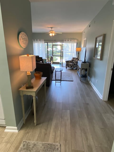 Entrance/family room
