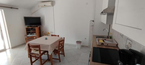 Apartment Ivanka - Unit 371168-13