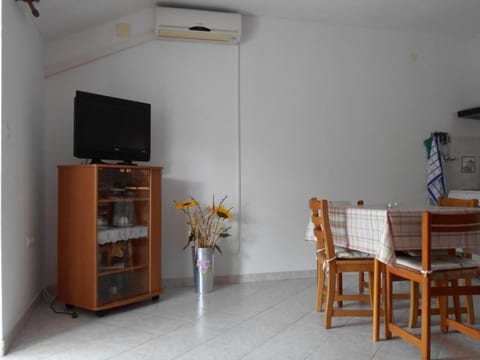 Apartment Ivanka - Unit 371168-13
