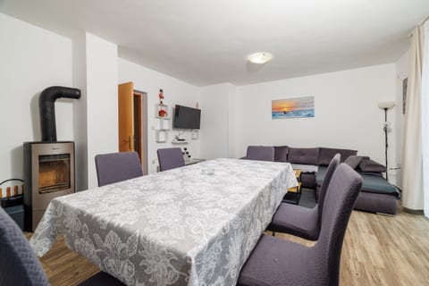 Apartments Tajči - Unit 52963-61