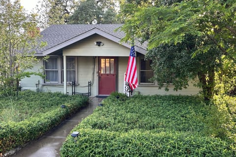 Warm and inviting 1934 Craftsman style ranch house