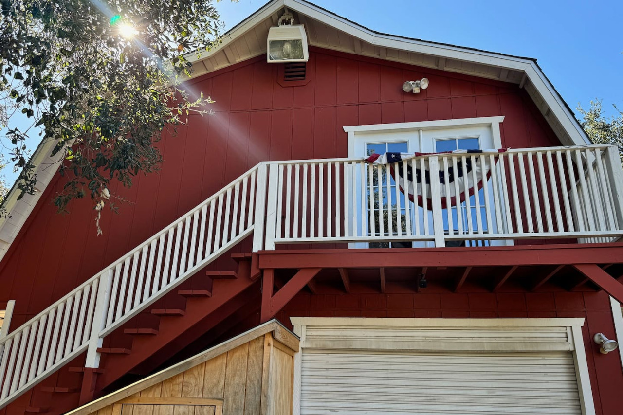 julian-barn-partment/