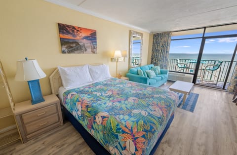 Amazing Bedroom, with Stunning Views🌊☀️