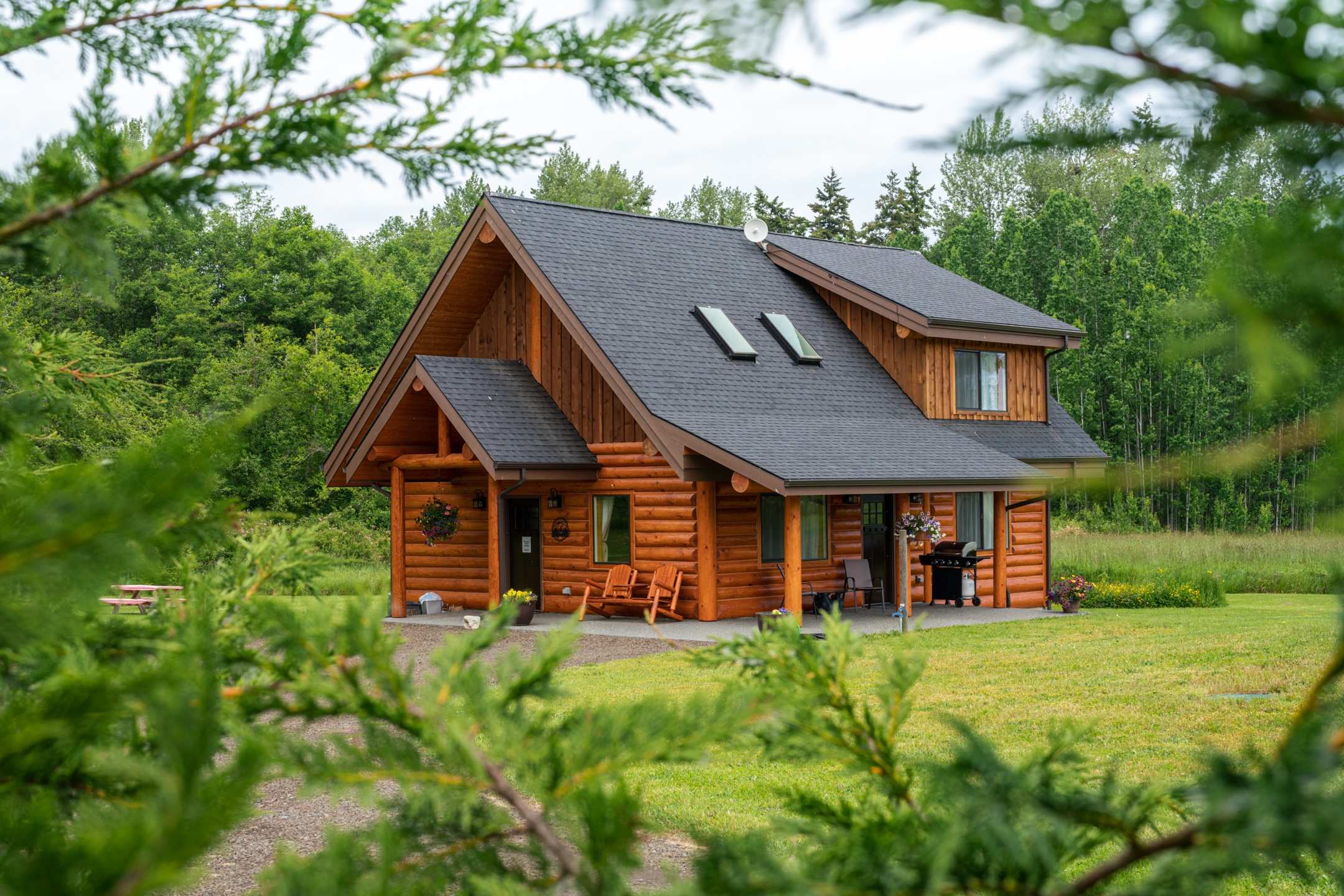 Welcome to Raven Meadows Cabin, your peaceful home base on Washington's Olympic Peninsula.
