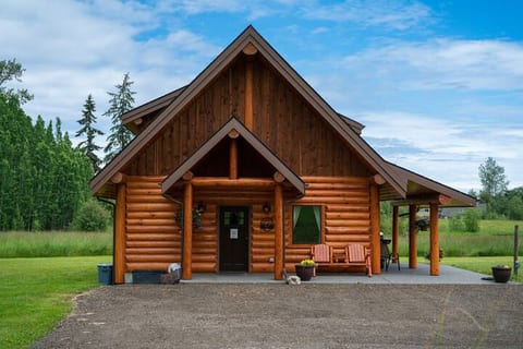 Raven Meadows Cabin