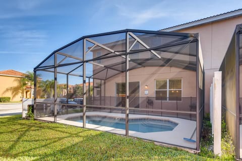 BV750 - Charming w/Pvt Pool Home Disney