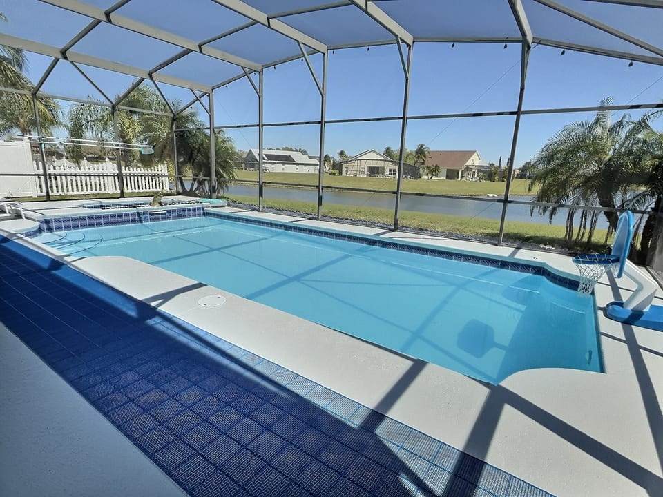 CL2513- Spacious&Elegant   w/pvt/Pool and LAKE VIEW - Kissimmee