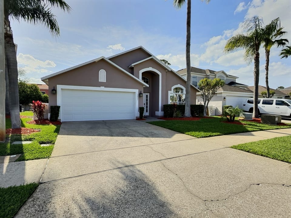 LB1005-Fresh Private Pool House No Carpet-Disney Area - Kissimmee
