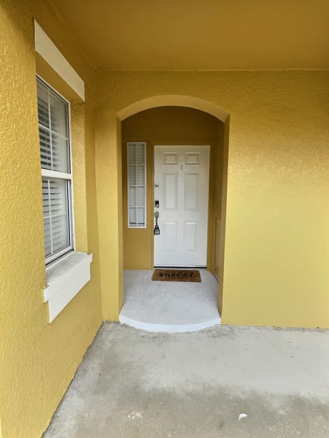 LB961 - ♥Charming♥ Cozy♥ ⭐⭐⭐⭐⭐ Townhouse °o° Disney Area