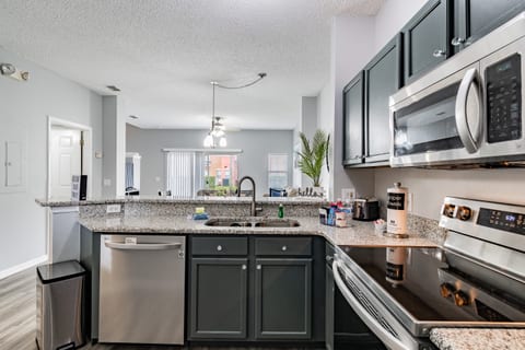 LB965 - ♥Charming♥ Cozy♥ ⭐⭐⭐⭐⭐ Townhouse °o° Disney Area