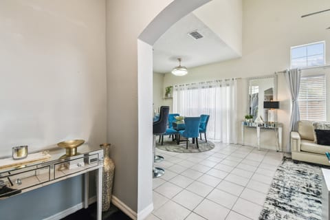 LB968 - ♥Charming♥ Cozy♥ ⭐⭐⭐⭐⭐ Townhouse °o° Disney Area