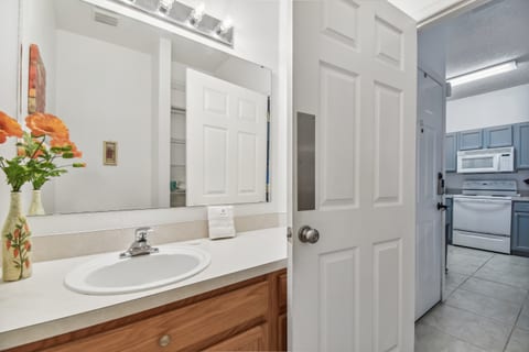 LB977 - ♥Charming♥ Cozy♥ ⭐⭐⭐⭐⭐ Townhouse °o° Disney Area