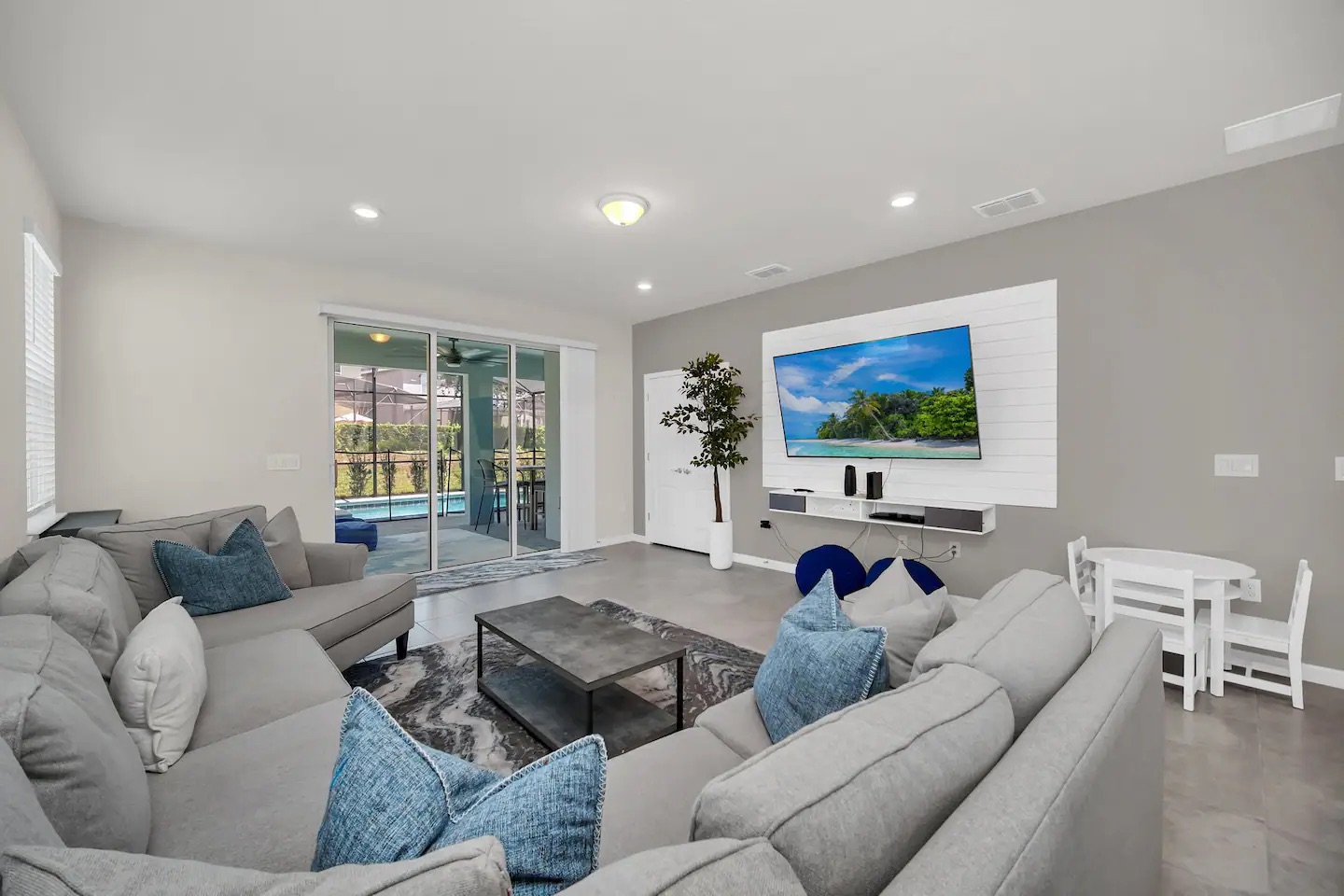 sr7263-lovefresh-private-pool-near-disneylovesolterra-resort/