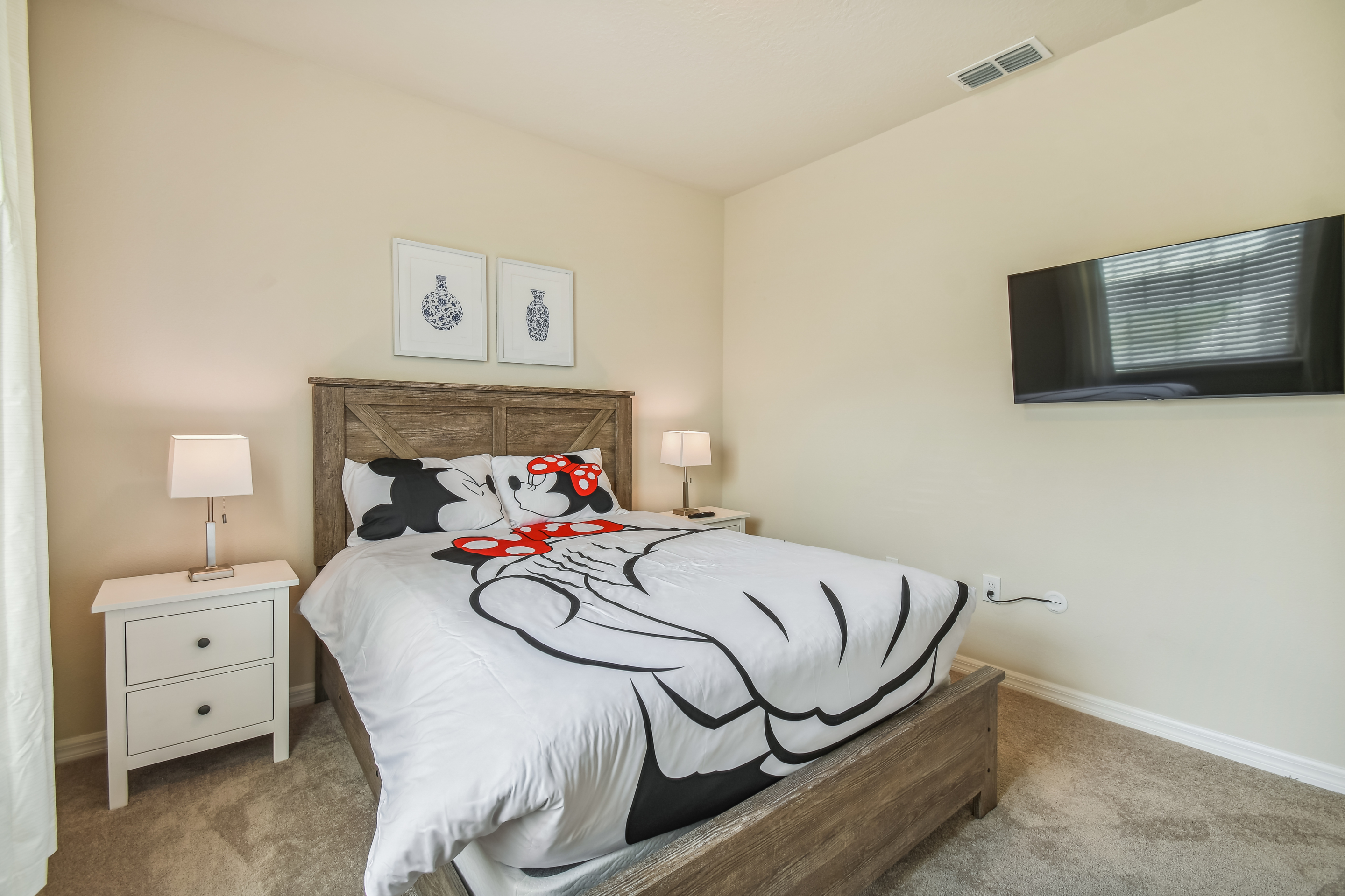 sr7590love-brand-new-private-pool-near-disneylovesolterra-resort/