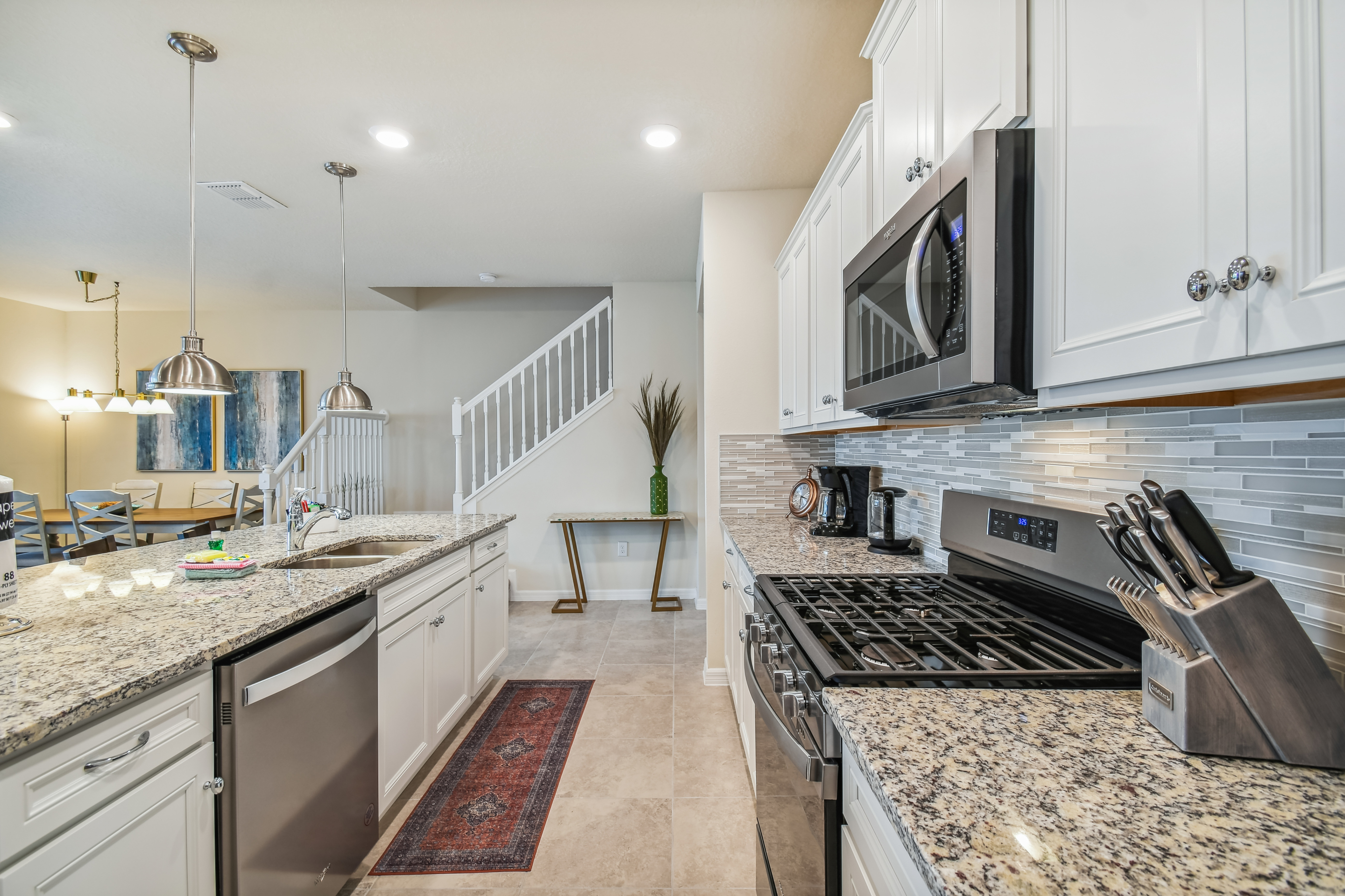 sr7590love-brand-new-private-pool-near-disneylovesolterra-resort/