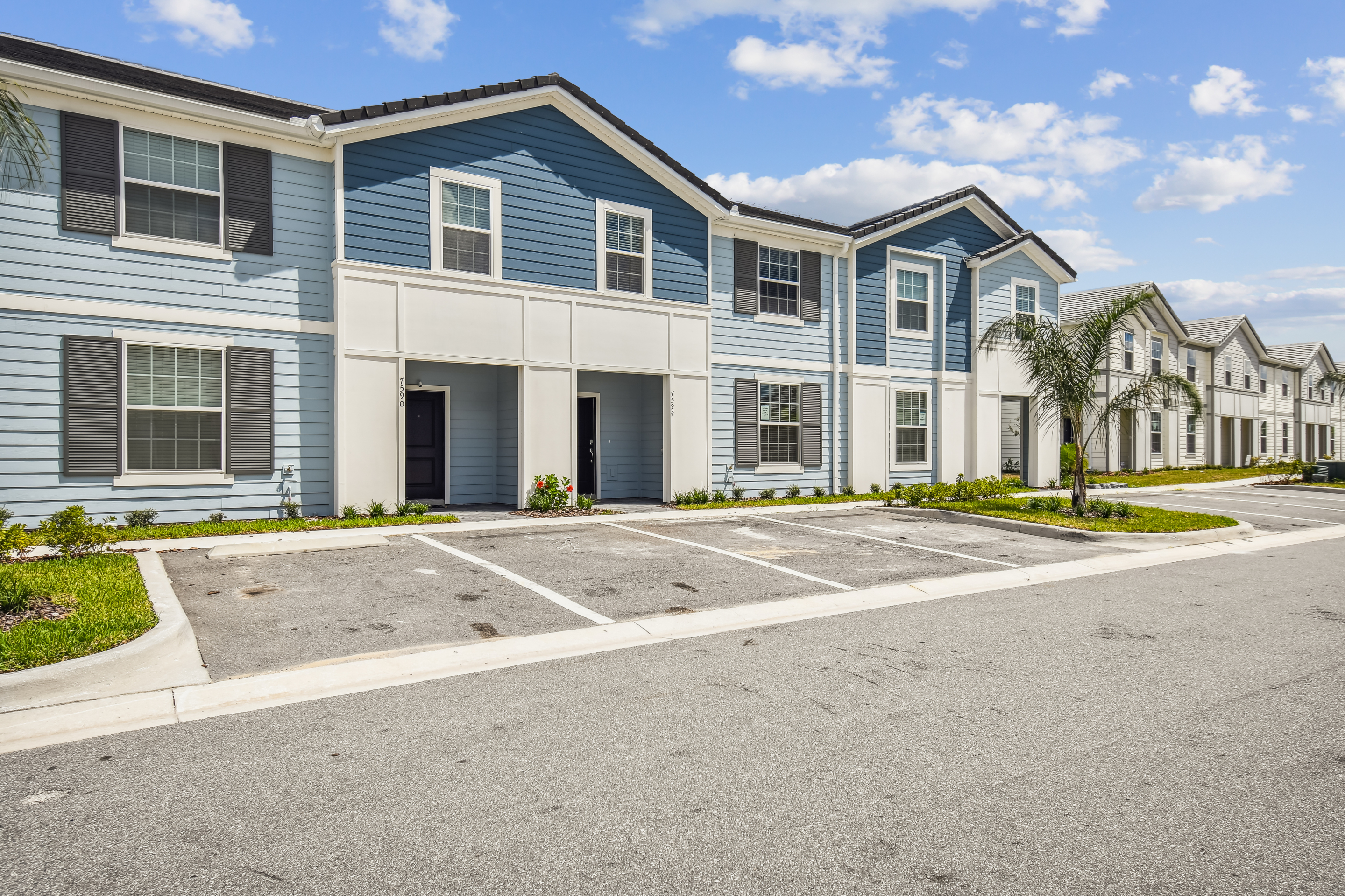 sr7590love-brand-new-private-pool-near-disneylovesolterra-resort/