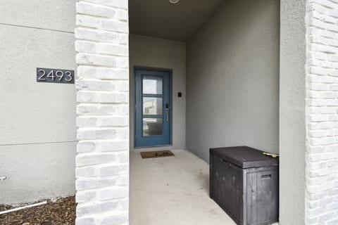 ST2493-BRANDNEW Luxury 11/2023 ☆☆☆☆☆ Pvt Pool♥Storey Lake