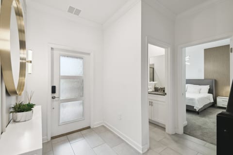 ST2493-BRANDNEW Luxury 11/2023 ☆☆☆☆☆ Pvt Pool♥Storey Lake