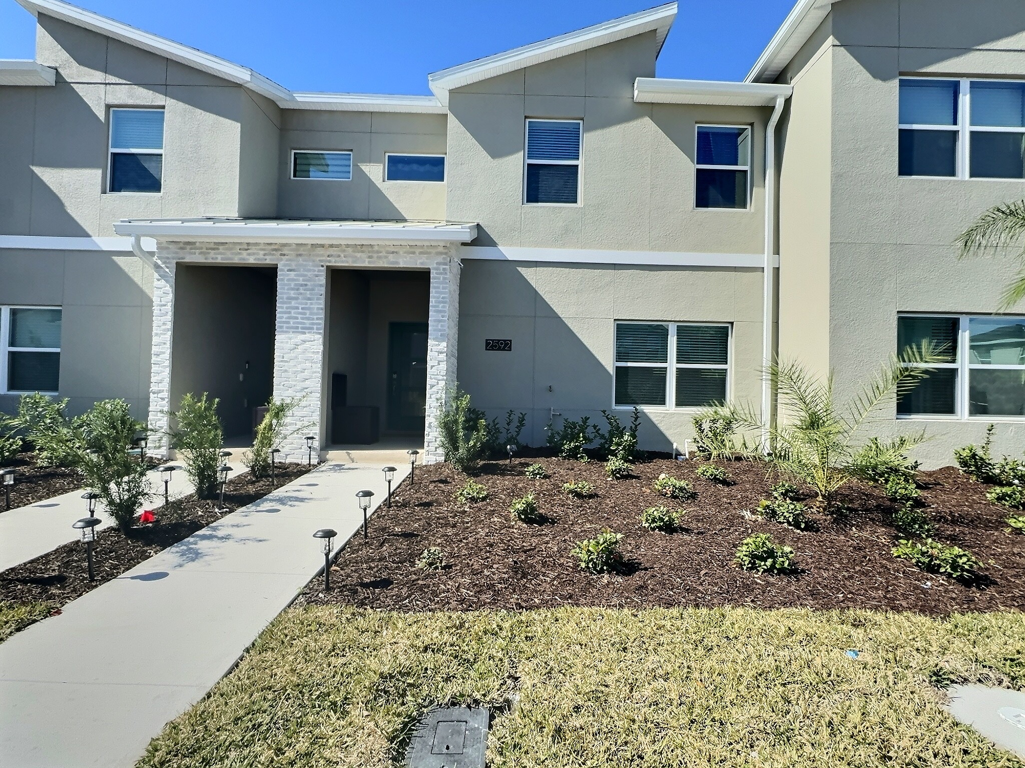 st2592-brandnew-luxury-122023-pvt-poollovestorey-lake/