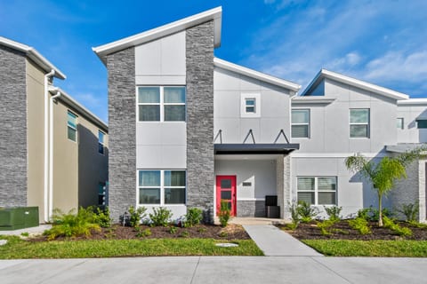 ST2629-BRANDNEW Luxury 12/2023 ☆☆☆☆☆ Pvt Pool♥Storey Lake