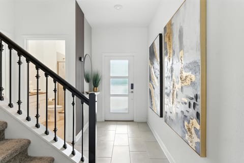 ST2636-BRANDNEW Luxury 01/2024 ☆☆☆☆☆ Pvt Pool♥Storey Lake