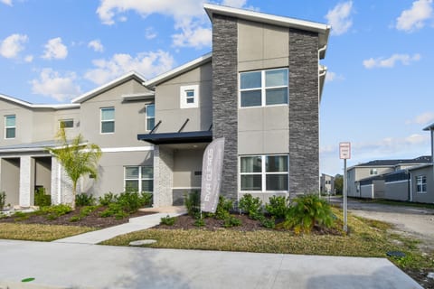 ST2665-BRANDNEW 11/2023 ☆☆☆☆☆ Pvt Pool♥Near Disney♥Storey Lake