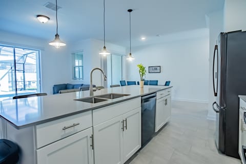 ST4261-LUXURY Private Pool near Disney♥Storey Lake