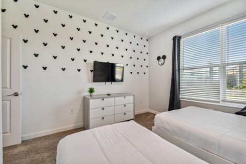ST4362-BRANDNEW ☆☆☆☆☆ Pvt Pool♥Near Disney♥Storey Lake
