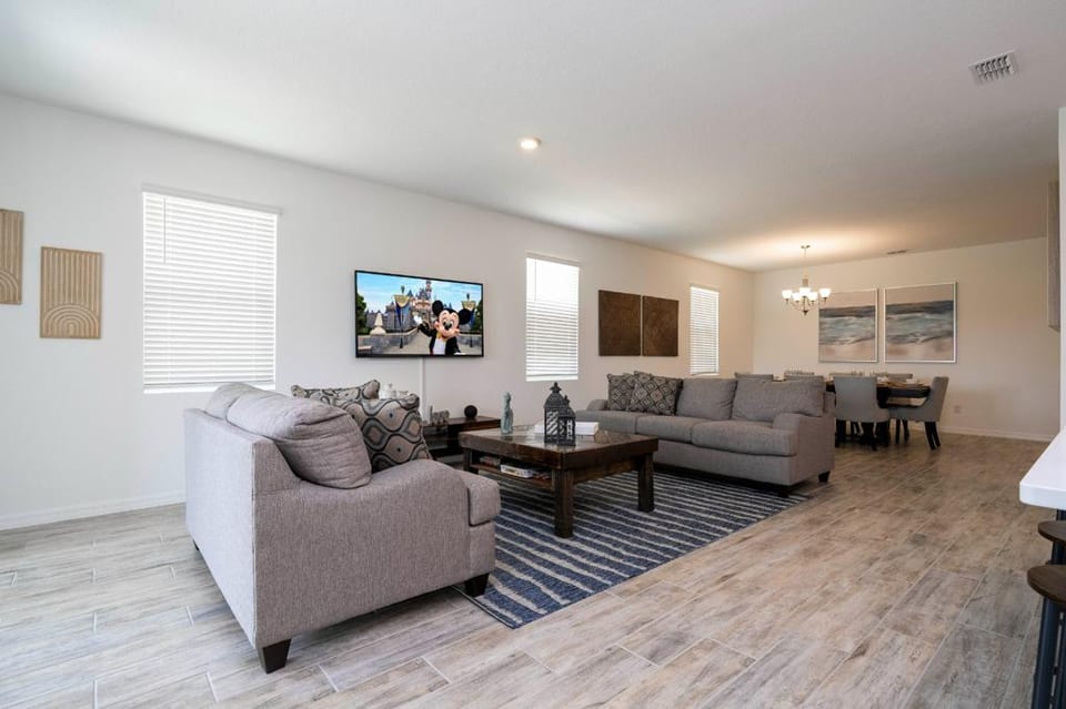 Elegant&Amazing with Lake View - Davenport