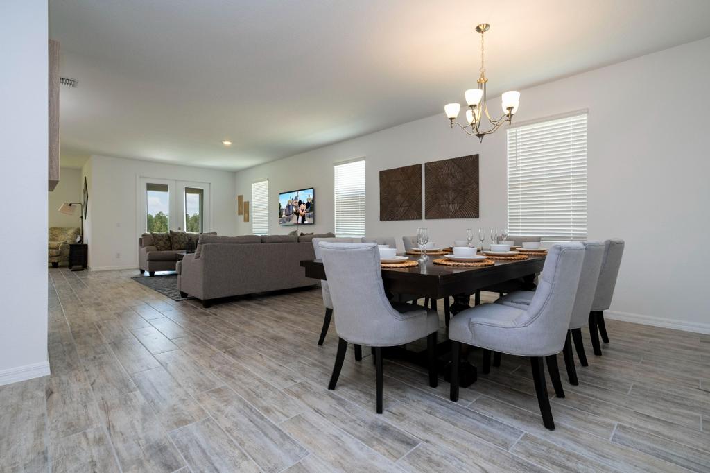 Elegant&Amazing with Lake View