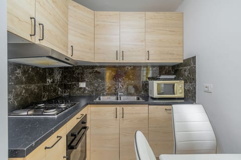 House Nina - Unit 377730-13