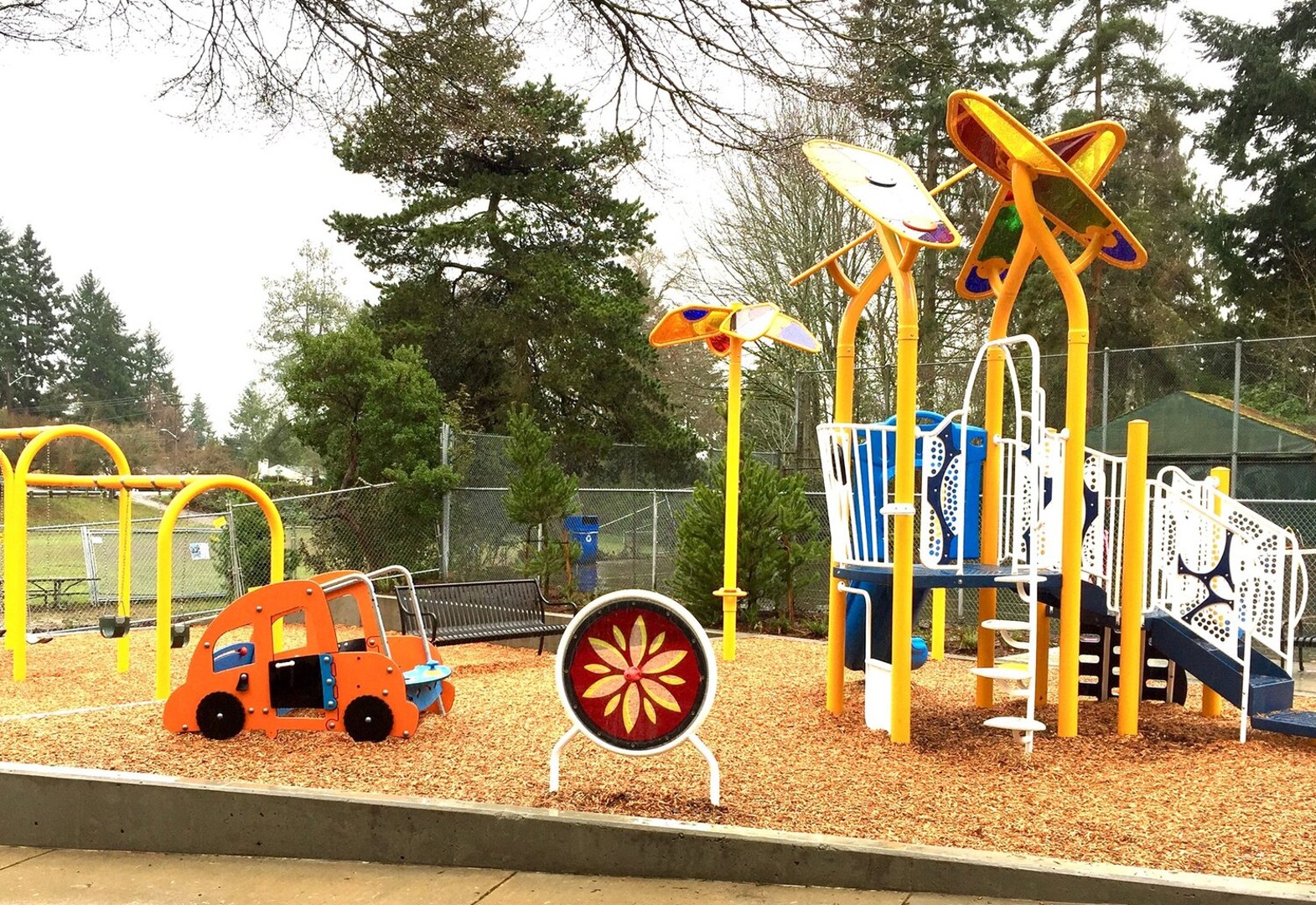Just two blocks away, you'll find a beautiful park offering something for everyone! It features a large playground for the kids, tennis courts, picnic areas, and even family-friendly events throughout the year.